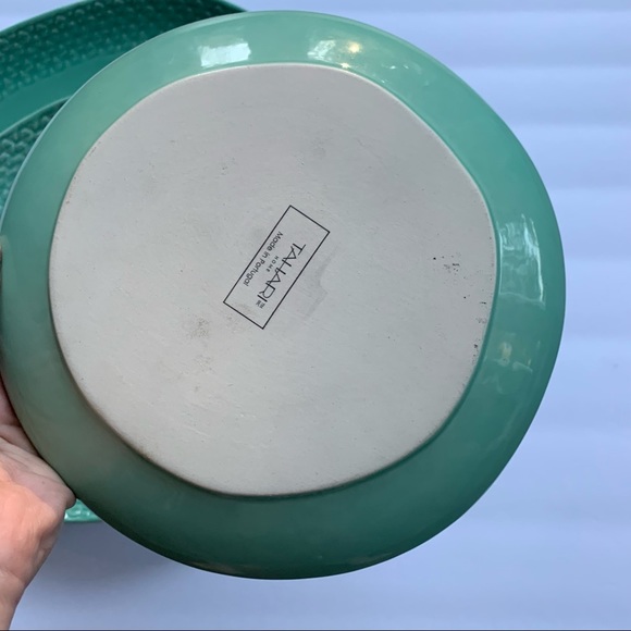 TAHARI 4 PLATES IN TEAL - Picture 3 of 4